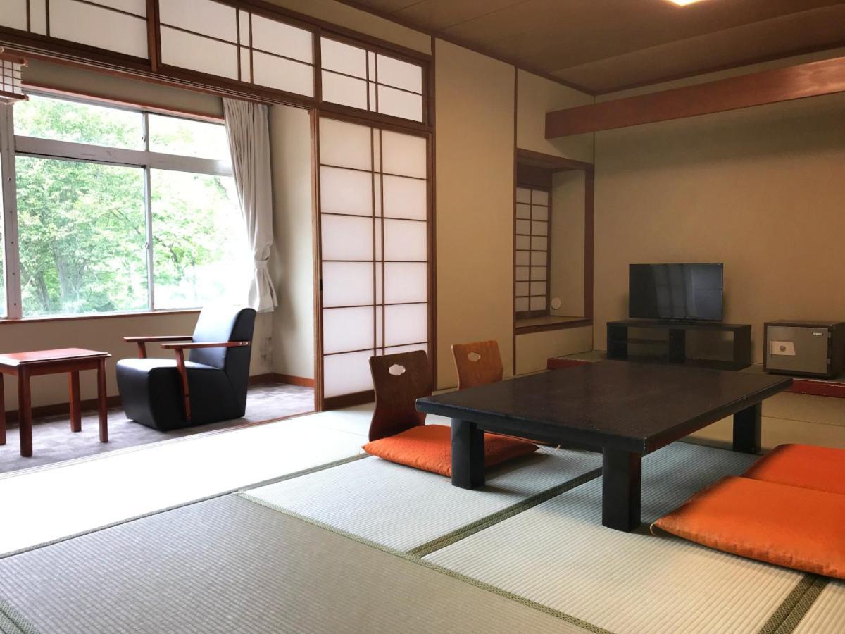 Hotel Yumoto Uonuma Ngoại thất bức ảnh